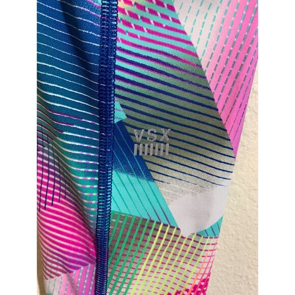 Victoria's Secret Sport Knockout Capri Leggings Women's Size XS Geometric Yoga - Picture 3 of 7